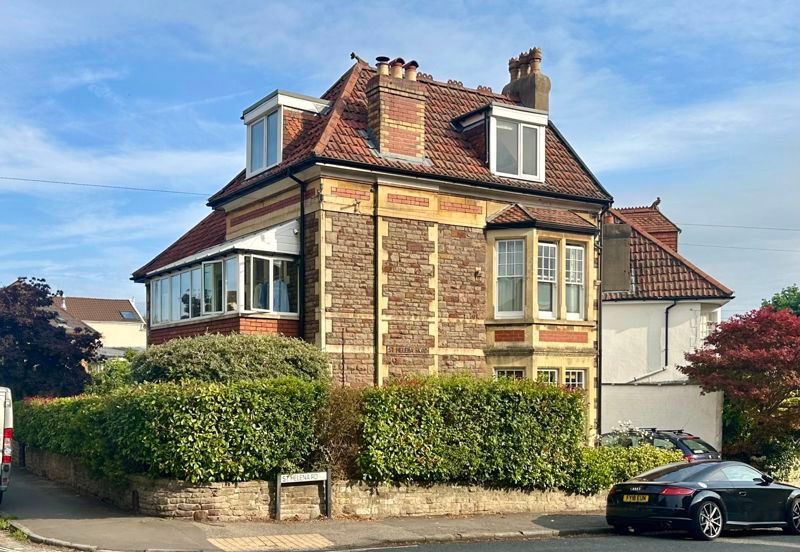 Property photo 1 of 17 External