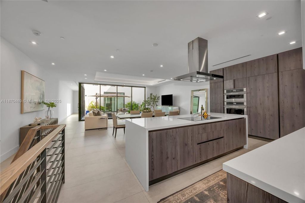 Property photo 3 of 50 <Alttext/>