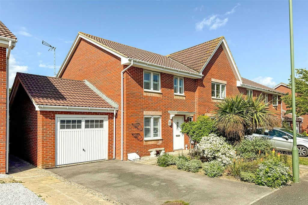Property photo 1 of 19 Picture No. 02