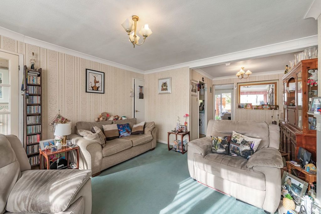 Property photo 3 of 22