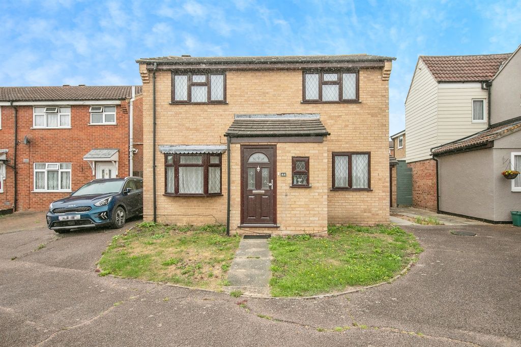 Property photo 1 of 17