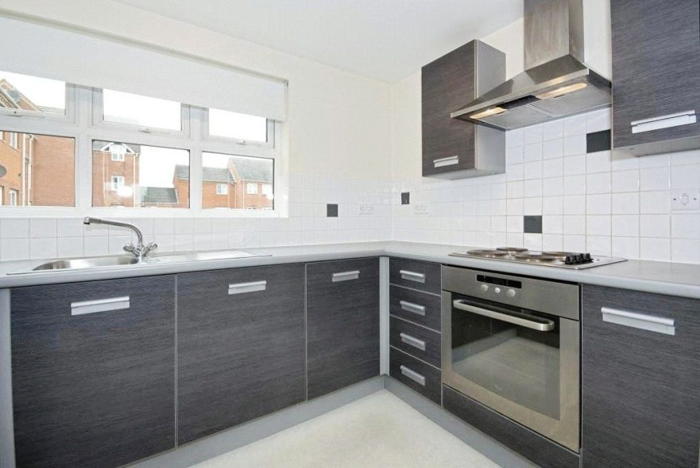 Property photo 2 of 5 Kitchen