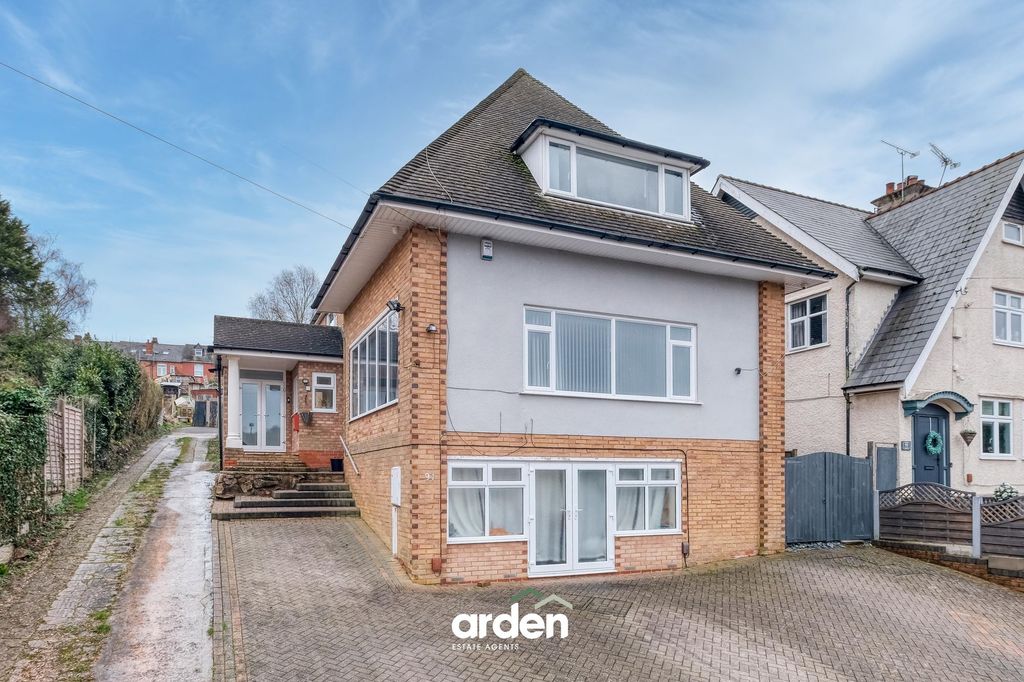 Property photo 1 of 18