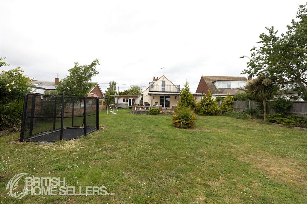 Property photo 1 of 35 Picture No. 37