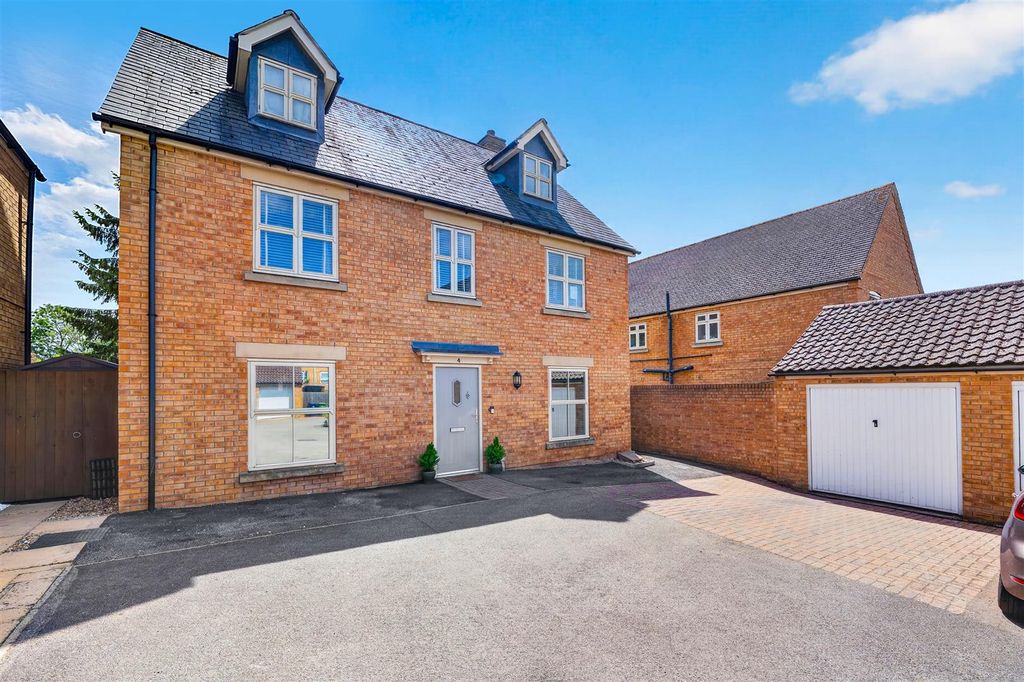 Property photo 1 of 30