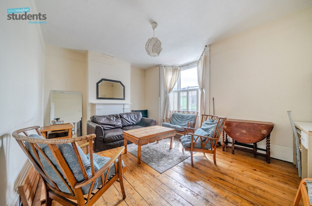 Property photo 3 of 10 Ec981E01-c88E-49d...