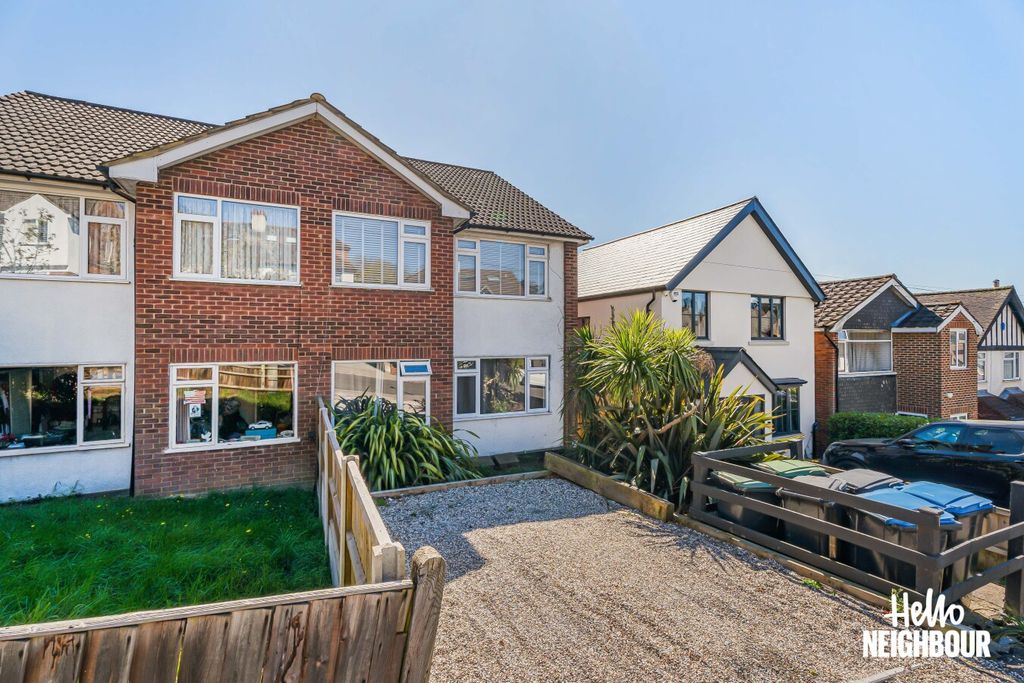 Property photo 1 of 13 Photo 0