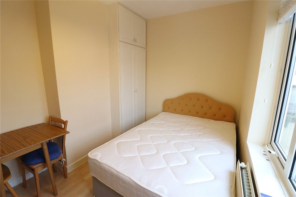 Property photo 2 of 5 Picture No. 08