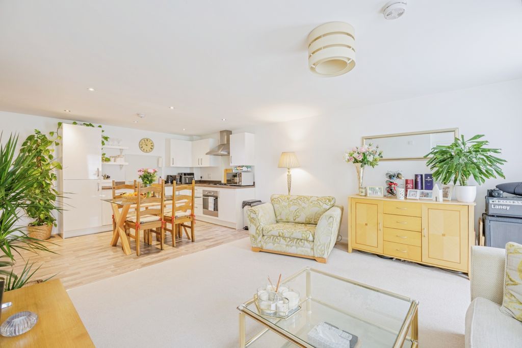 Property photo 3 of 15 Open Plan Living