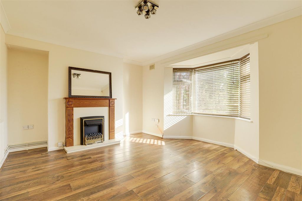 Property photo 2 of 13 01.Jpg