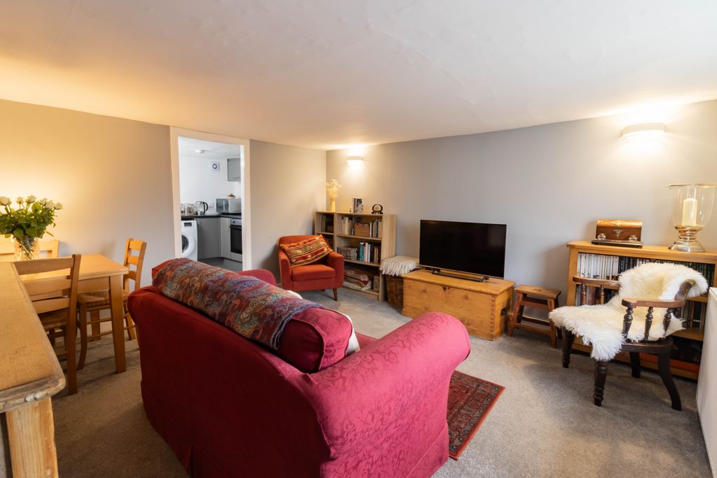 Property photo 2 of 26 Lounge Dining Room To Kitchen