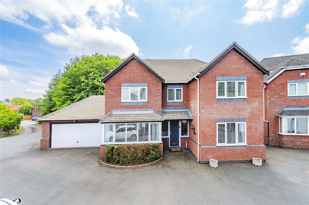 Property photo 1 of 57 Picture No. 60