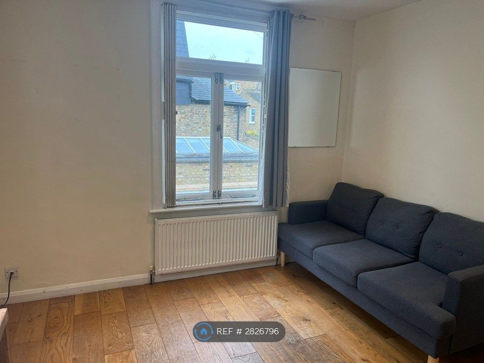 Property photo 3 of 5