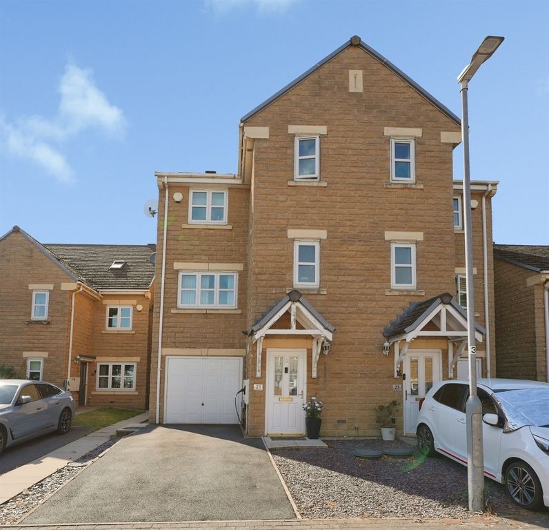 Property photo 1 of 21