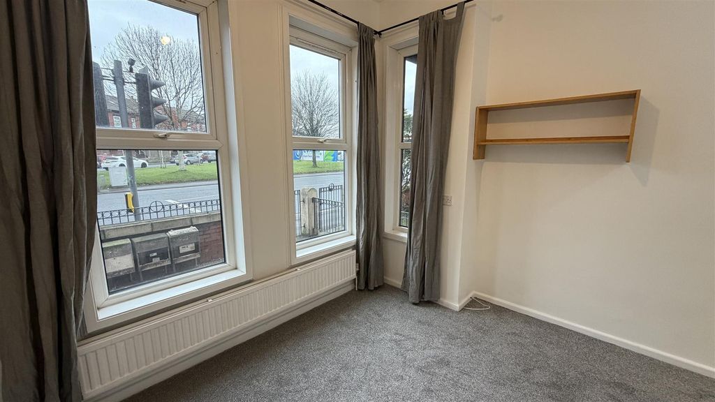 Property photo 2 of 10 20260108_140145433_Ios_Result.Jpg