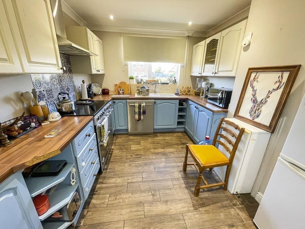 Property photo 3 of 13 Tlc_3F224A8B-Dee0-4269-83c7-3E4B3B43Fd42_79076c3.J