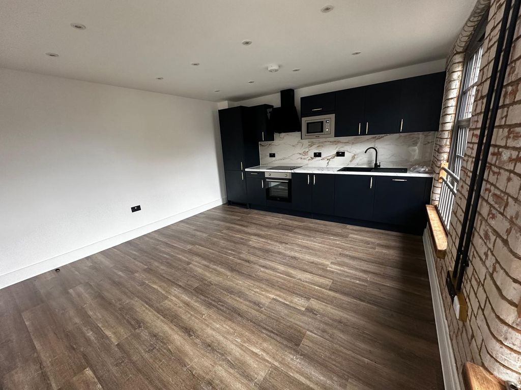 Property photo 2 of 6 Image