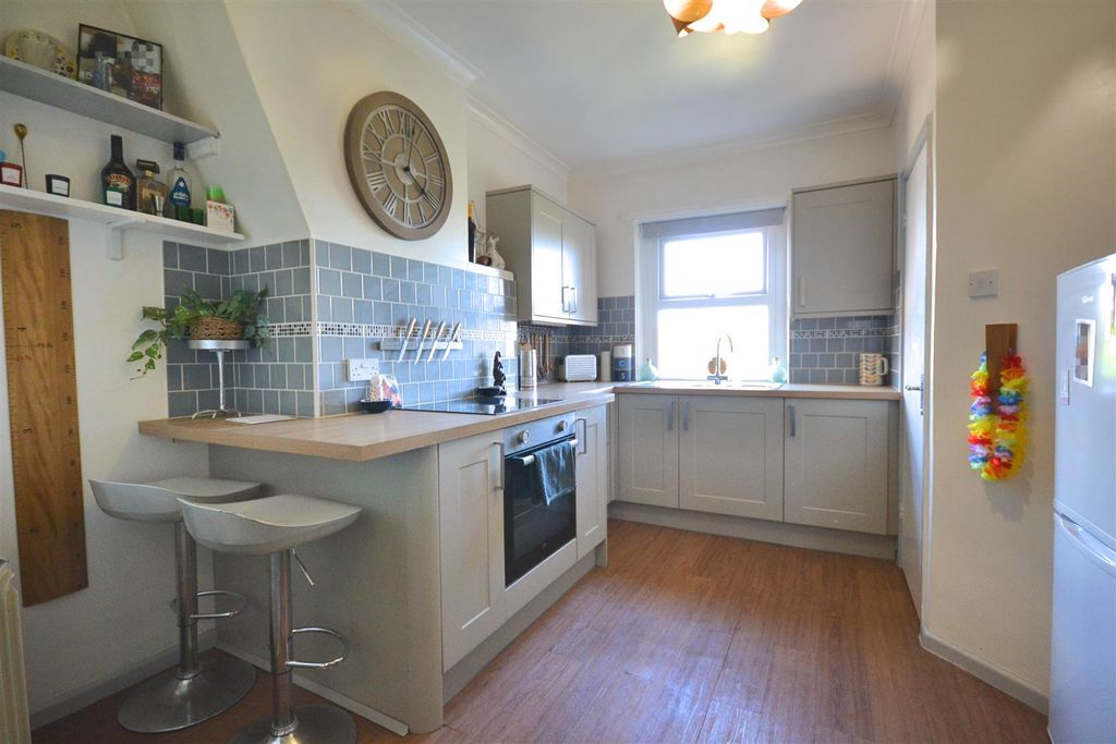 Property photo 3 of 10 7 (43).Png