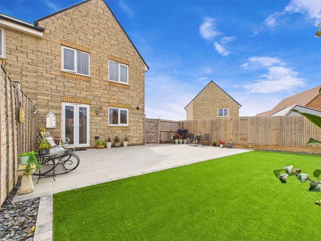 Property photo 1 of 22 Picture No. 18