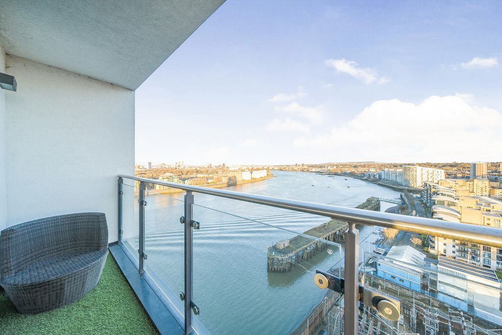 Property photo 1 of 26 Balcony