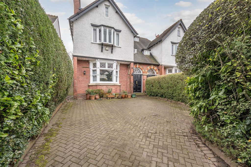 Property photo 1 of 30