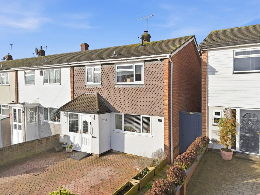 Property photo 2 of 24