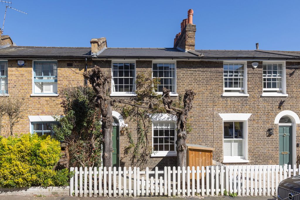 Property photo 1 of 15