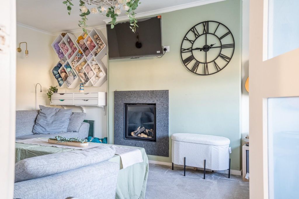 Property photo 3 of 15 Hw-2.Jpg