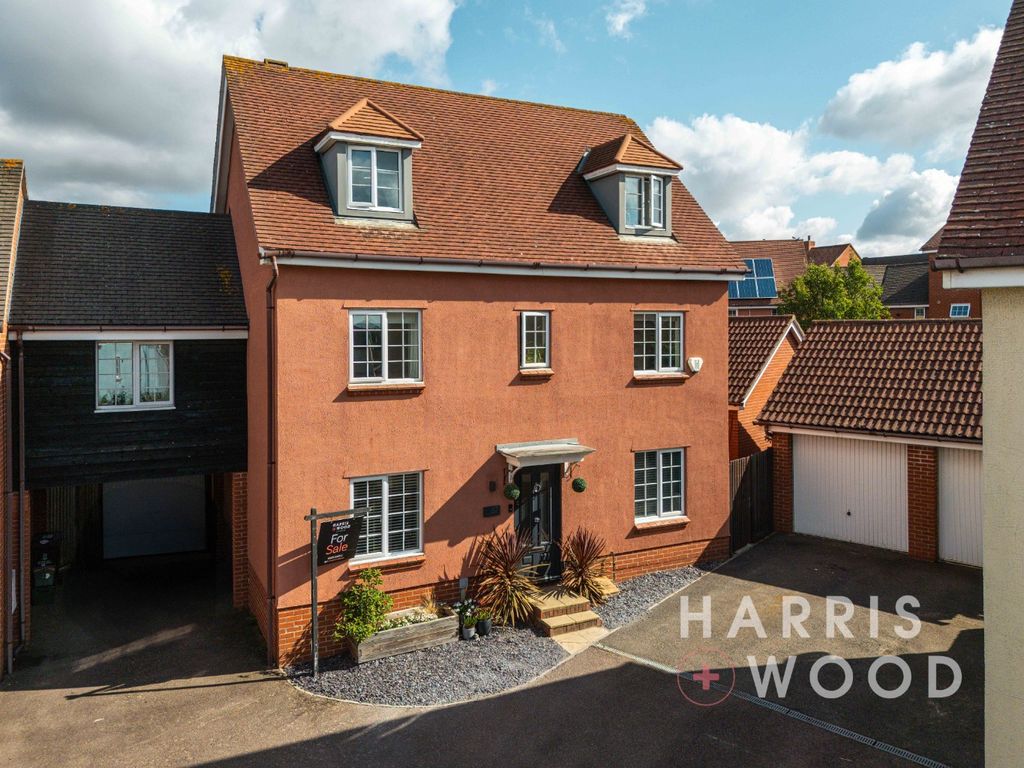 Property photo 1 of 39 3905400