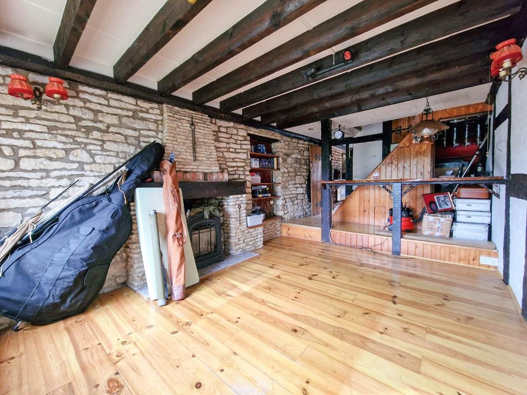 Property photo 3 of 14 1000059336.Jpg