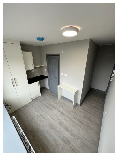 Property photo 1 of 8