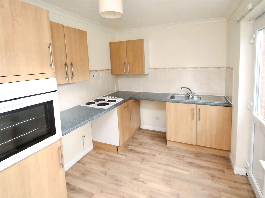 Property photo 2 of 8 2 - Picture No. 04