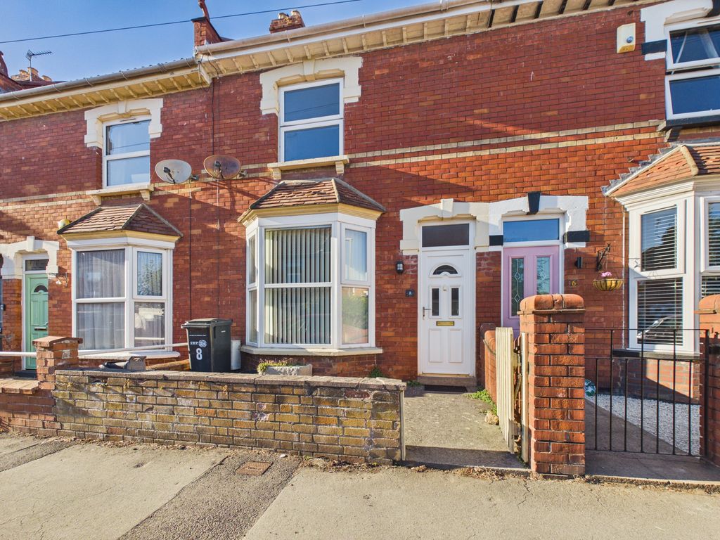 Property photo 2 of 19