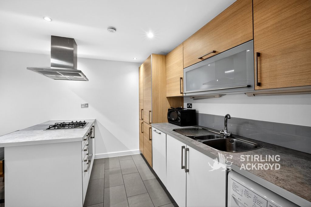 Property photo 2 of 18 Pbox-Img.Jpg