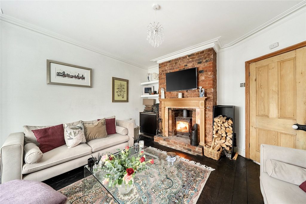 Property photo 3 of 19 Picture No. 24