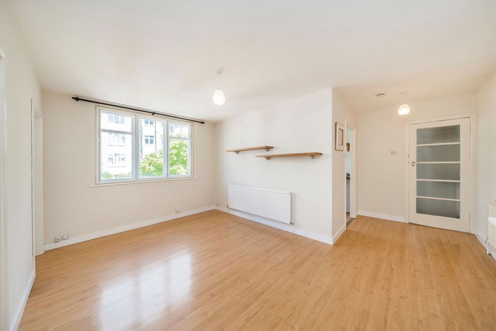 Property photo 2 of 4