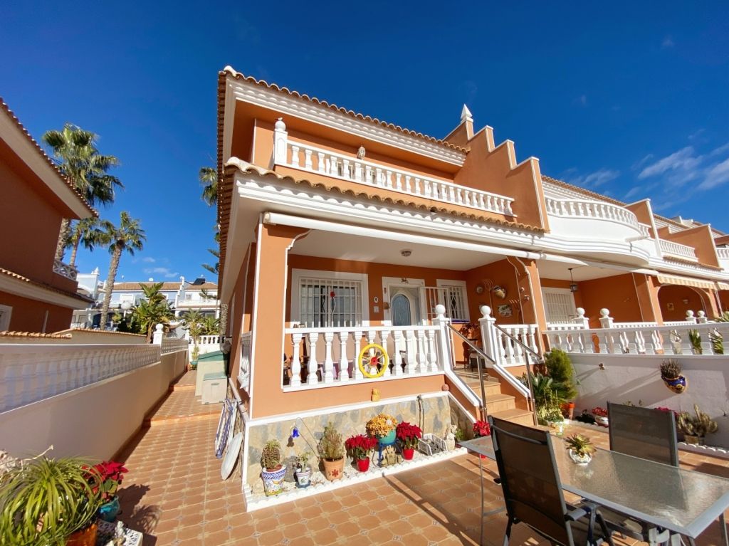 Property photo 3 of 20