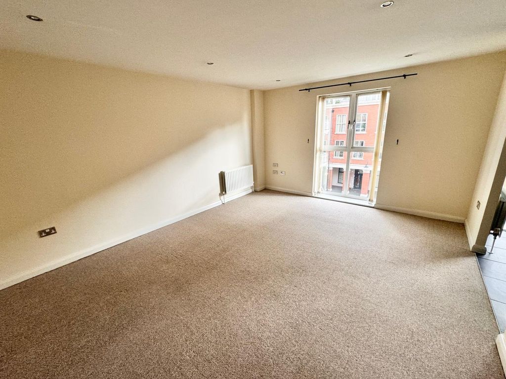 Property photo 3 of 9 Picture No. 05