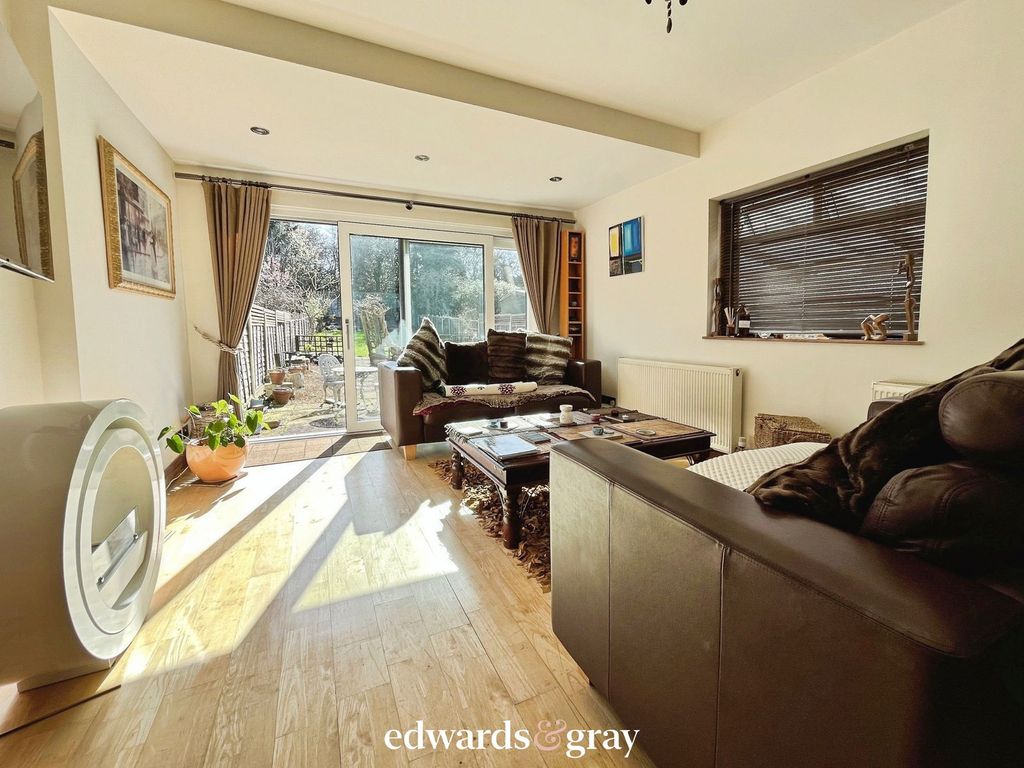 Property photo 3 of 15