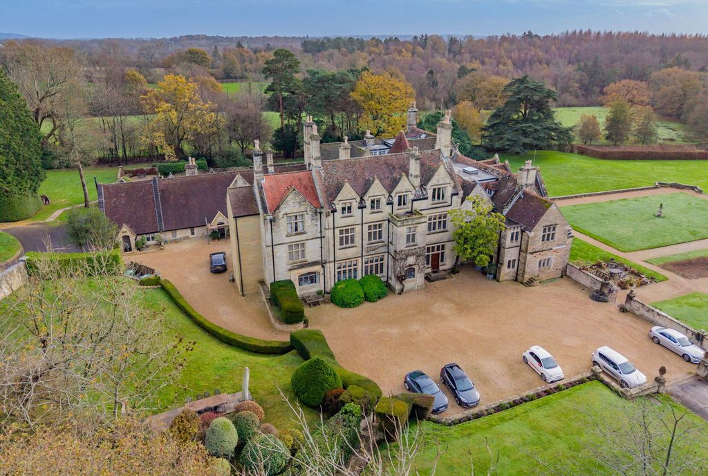 Property photo 3 of 21