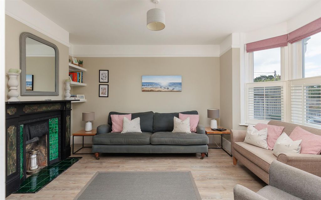 Property photo 3 of 32 10.Jpg