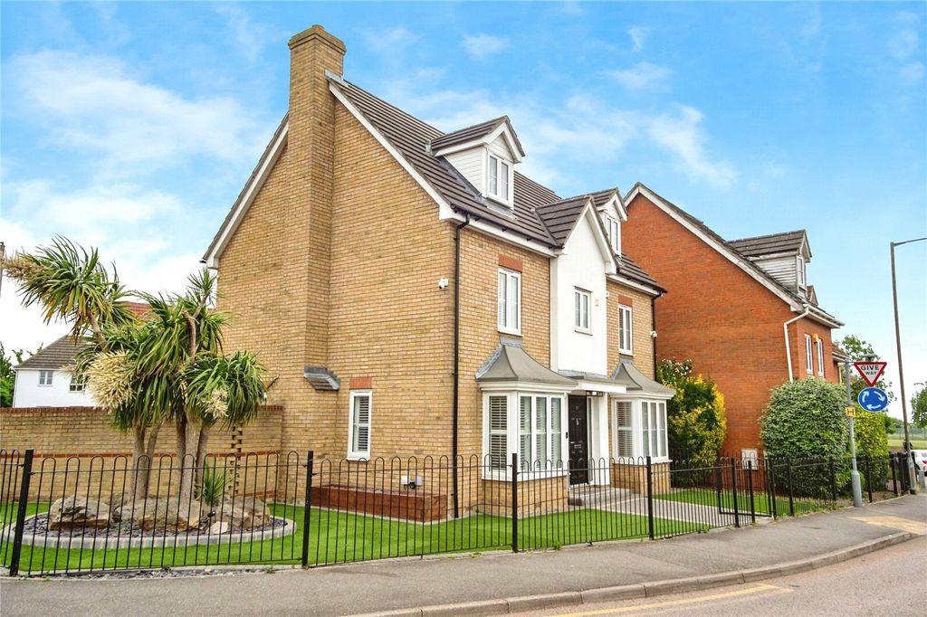 Property photo 2 of 33 Picture No. 56