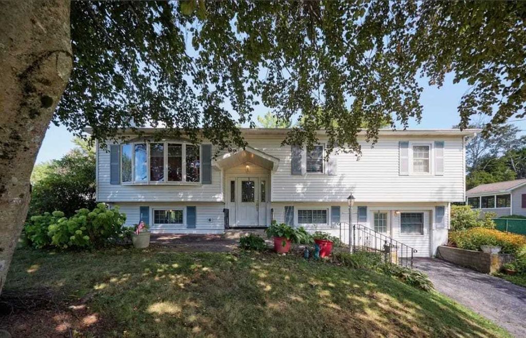 Property photo 1 of 31