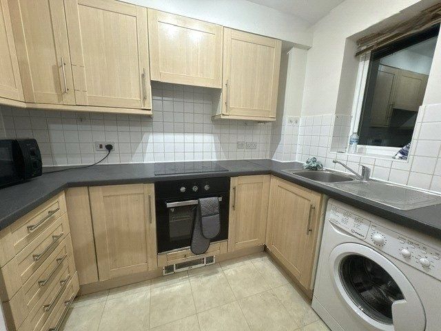 Property photo 2 of 7 Picture No. 11