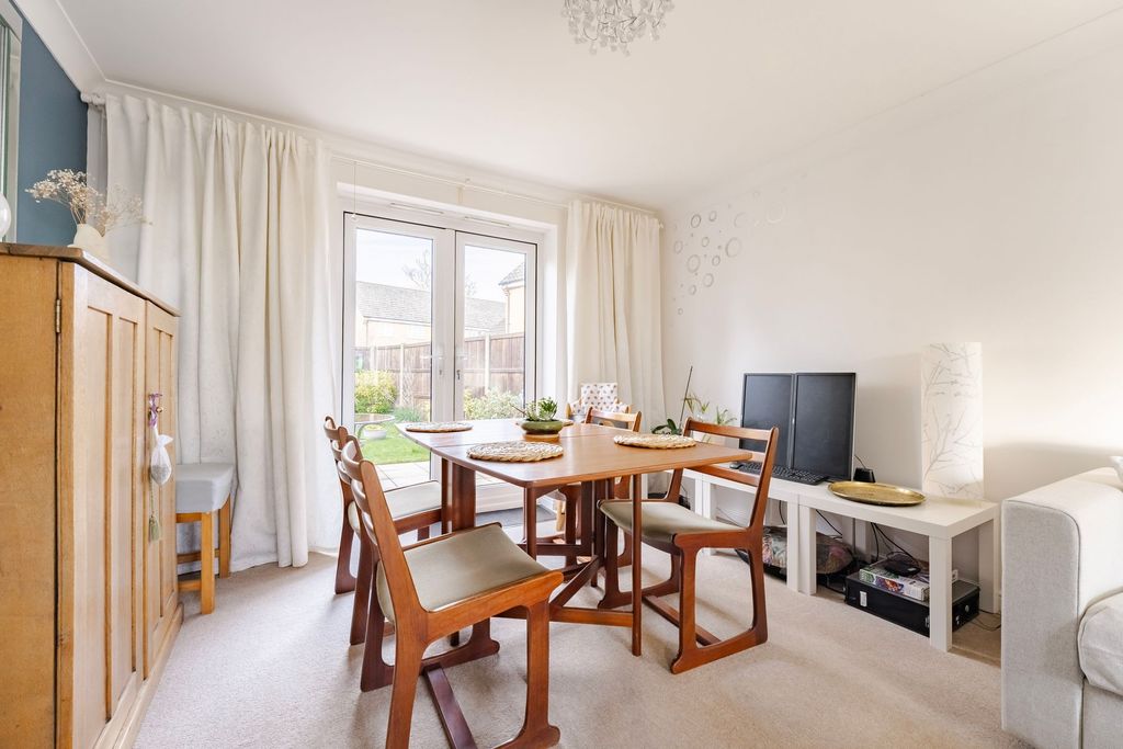 Property photo 3 of 19