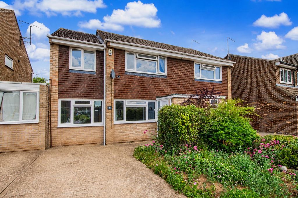 Property photo 1 of 11