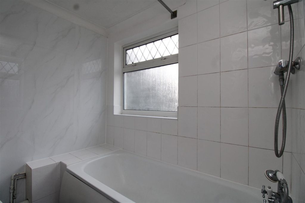 Property photo 3 of 11 Img_6621.Jpg