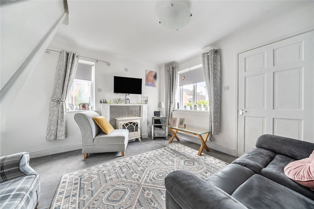 Property photo 3 of 19 Picture No. 07