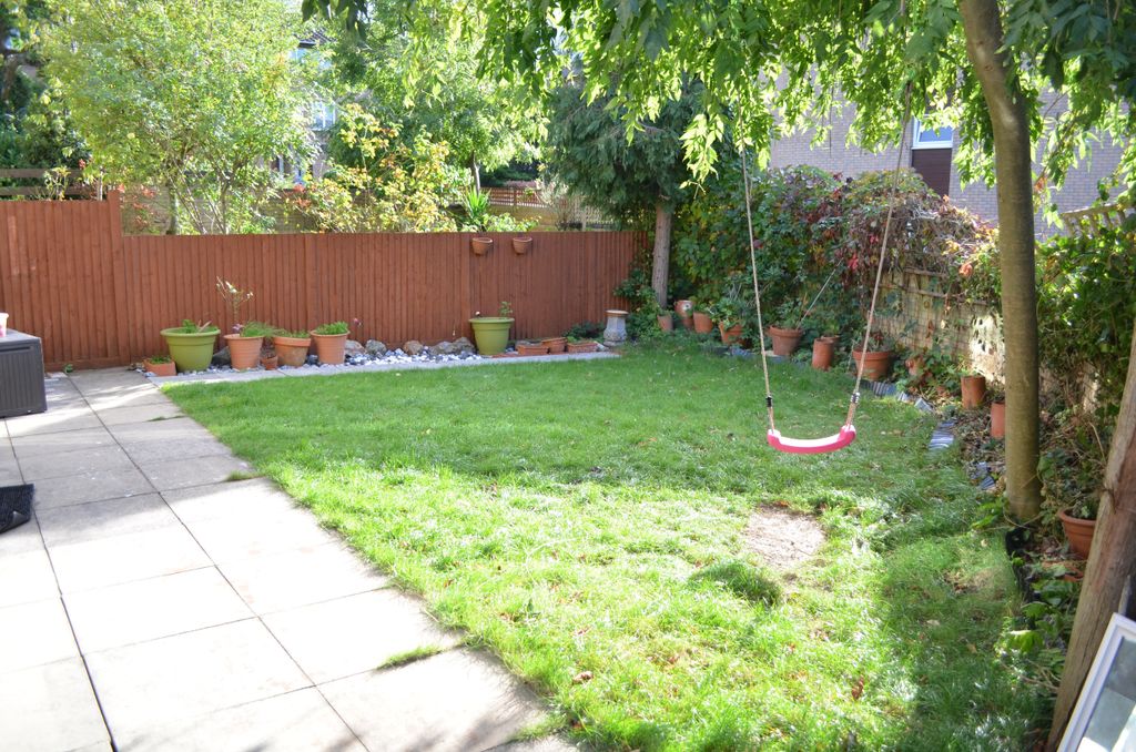 Property photo 2 of 21