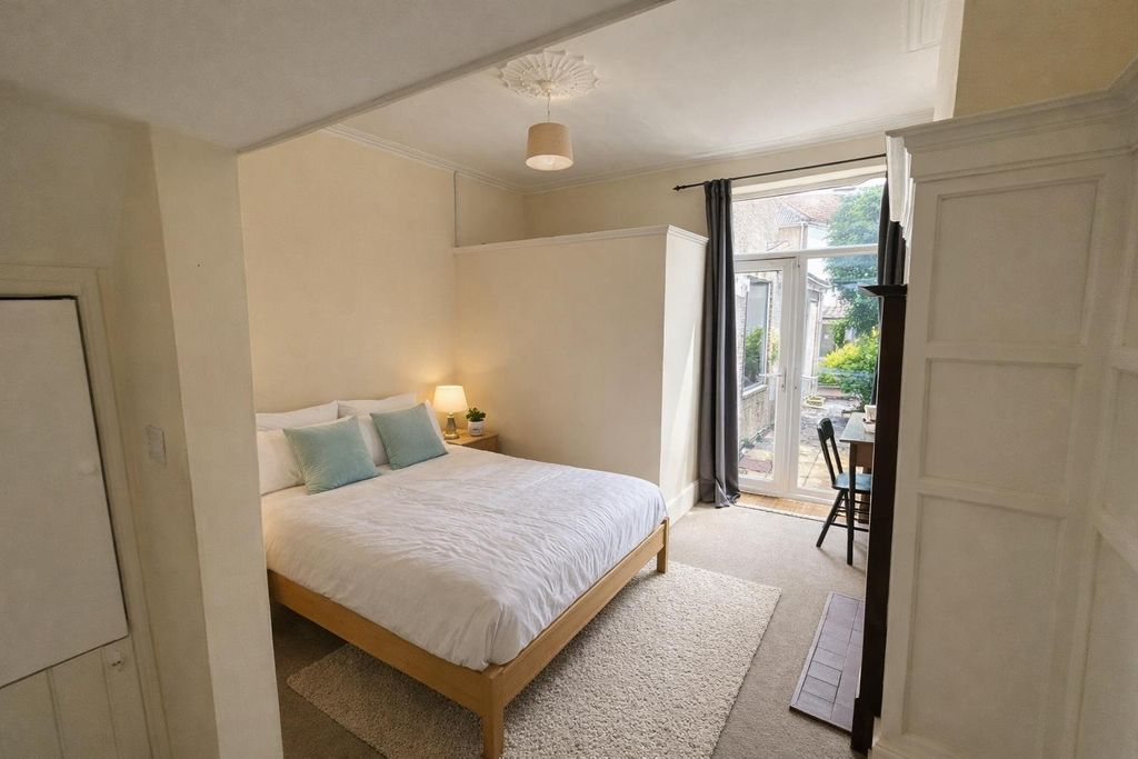 Property photo 2 of 13 4F13B2F6-136A-47E4-Bfc5-8d834c5Ef384.Png